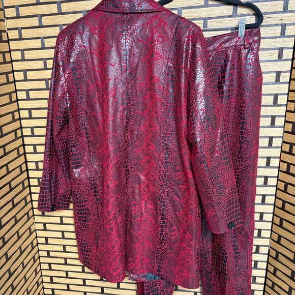 Selene Sport Red And Black Snakeskin Print Jacket And Pants Size 12 - Picture 2 of 10